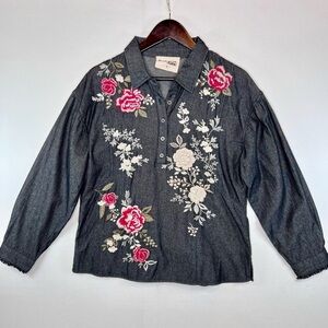 Savanna‎ Jane floral embroidered long sleeve popover blouse shirt size Sm black